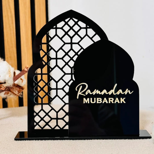 Ramadan Mubarak stand